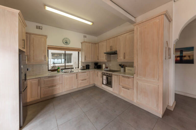 seagull cove gordons bay 15 fully equipped kitchen with modern appliances 1 768x513