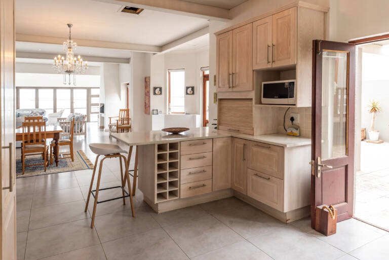 seagull cove gordons bay 16 open plan living with fully equipped kitchen 1 768x513