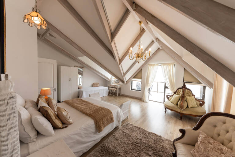 seagull cove gordons bay 21 bedroom with en suite bathroom 1 768x513