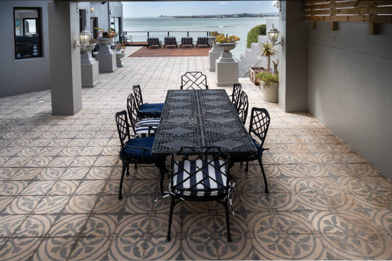 seagull cove gordons bay 47 veranda with dining table 1 768x512