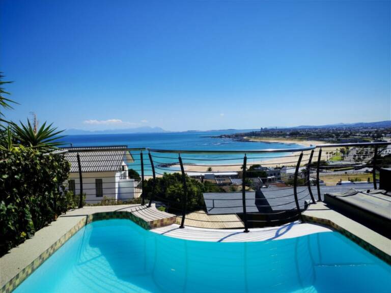 sugar beach penthouse gordons bay 46 private pool with self catering villa 1 768x576