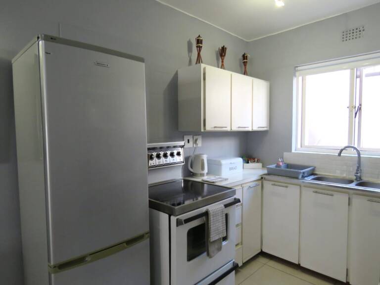 terrace on sea gordons bay 10 fully equipped kitchen with cooking appliances 768x576
