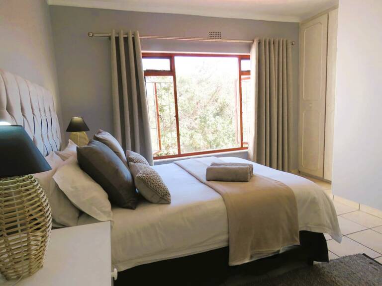 terrace on sea gordons bay 13 bedroom with natural light 768x576