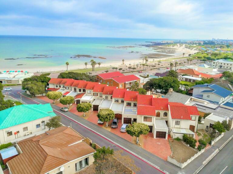 terrace on sea gordons bay 22 townhouse with self catering 768x576