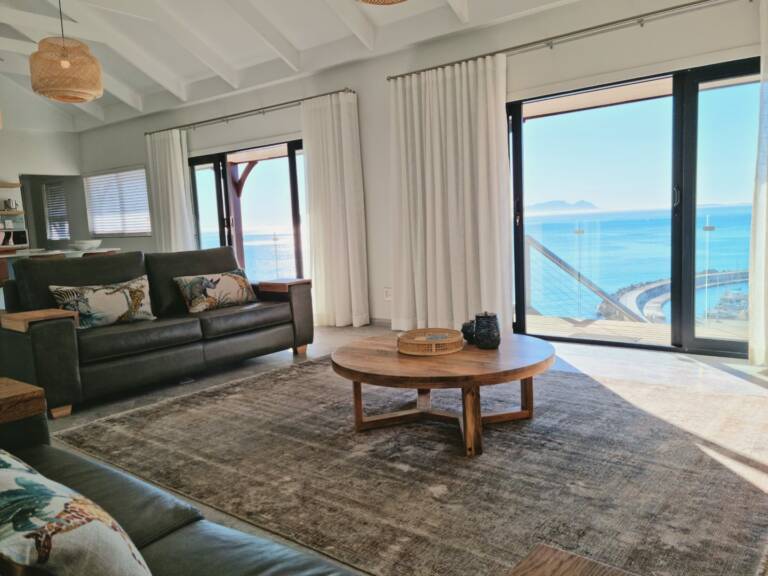 the anchor gordons bay 01 luxury self catering with panoramic ocean views 768x576