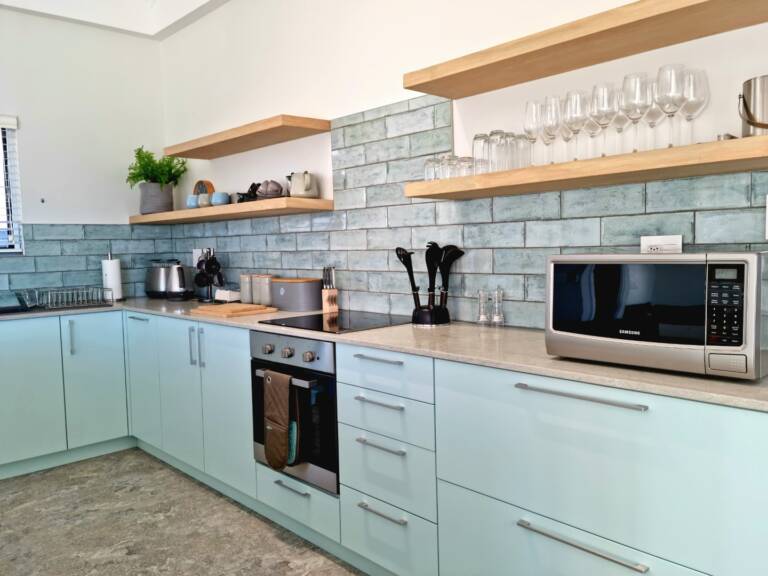 the anchor gordons bay 13 modern appliances with fully equipped kitchen 768x576