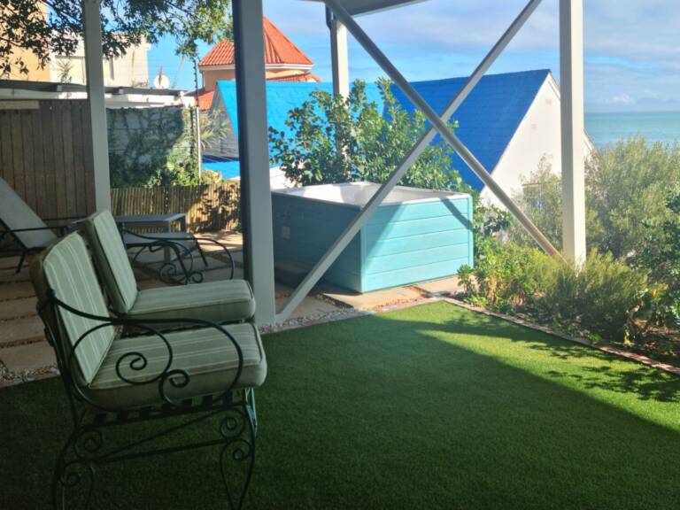 the anchor gordons bay 15 private jacuzzi with sea view 768x576