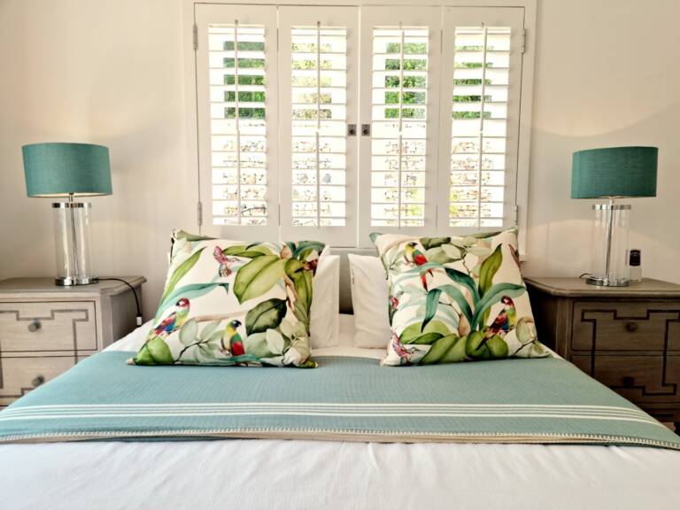 the milkwood cottage gordons bay 06 bedroom with king bed 768x576