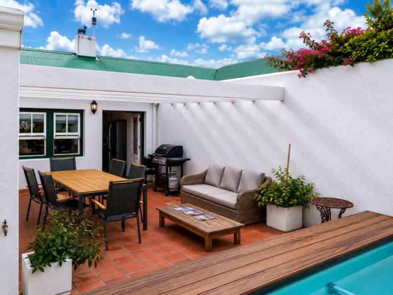 the milkwood cottage gordons bay 13 private back yard with pool and braai 768x576