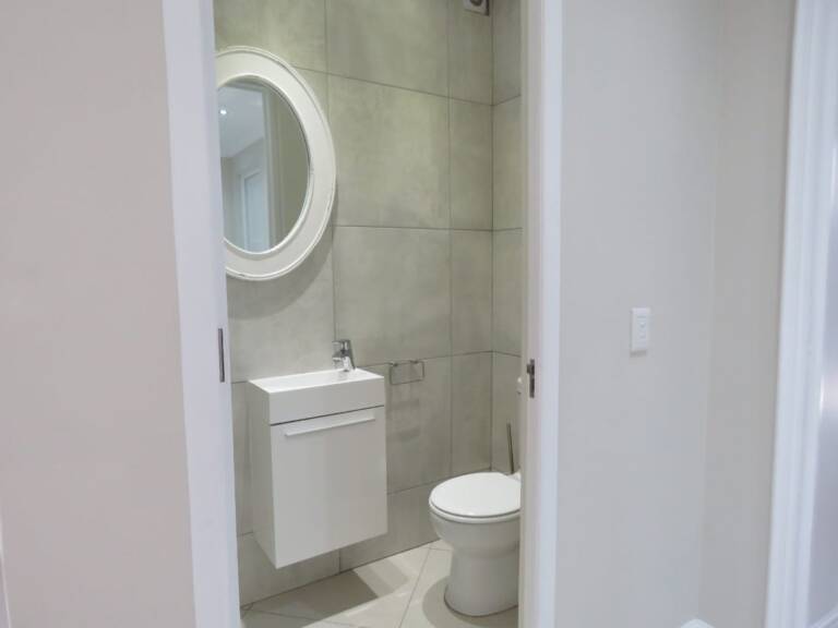 the penthouse gordons bay 26 self catering penthouse with guest toilet 768x576