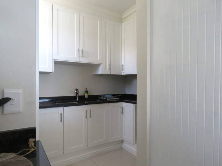 the penthouse gordons bay 30 scullery with dishwasher 768x576