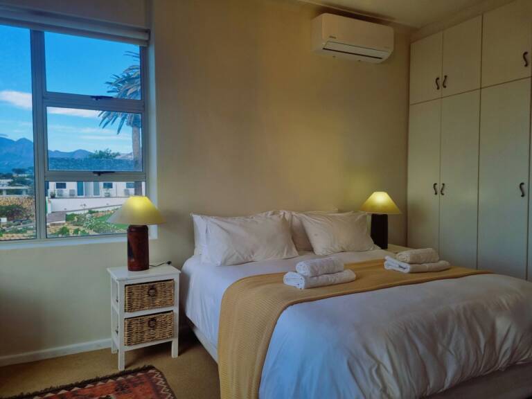 top flat gordons bay 12 bedroom with ocean view 768x576