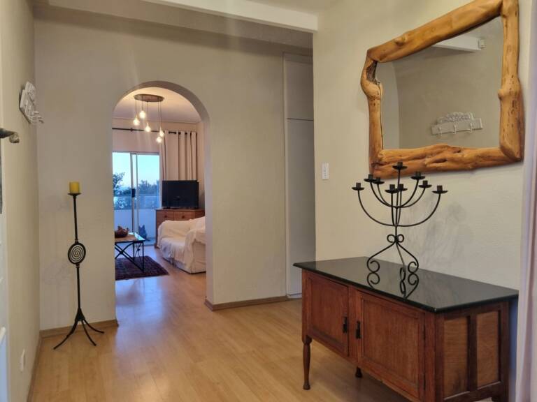 top flat gordons bay 24 entrance with private parking 768x576
