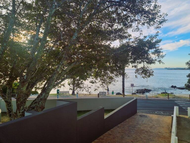 top flat gordons bay 31 beach front self catering with beach access 768x576