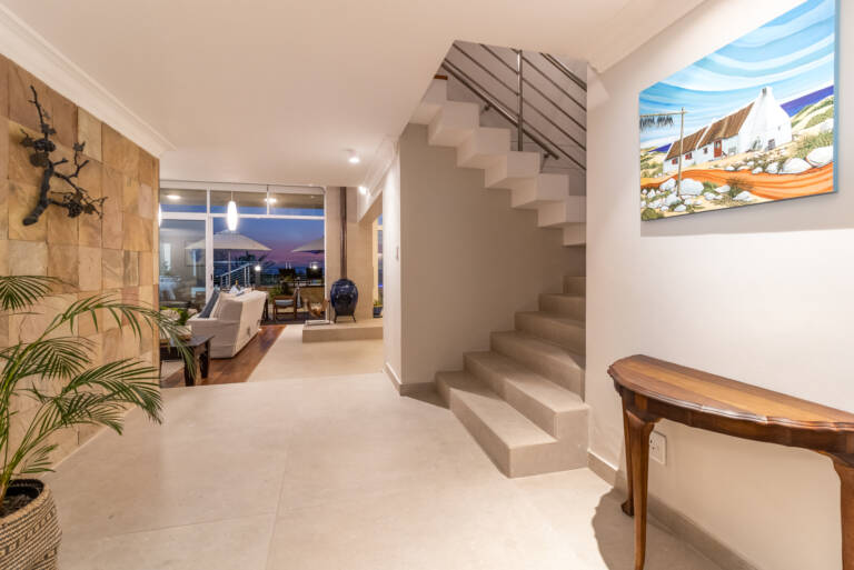 villa montemar gordons bay 06 luxury villa with 3 bedrooms 768x513