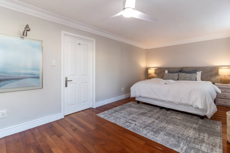 villa montemar gordons bay 20 guest bedroom with beds that split into 2 768x512