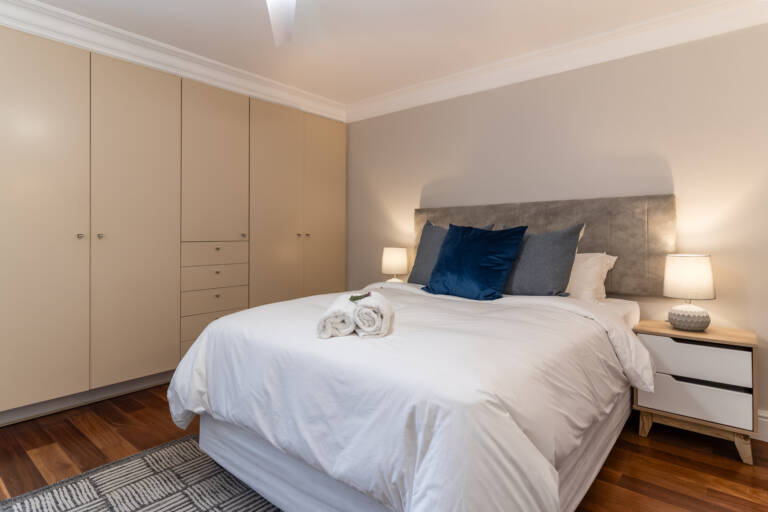 villa montemar gordons bay 28 bedroom with wardrobes  768x512