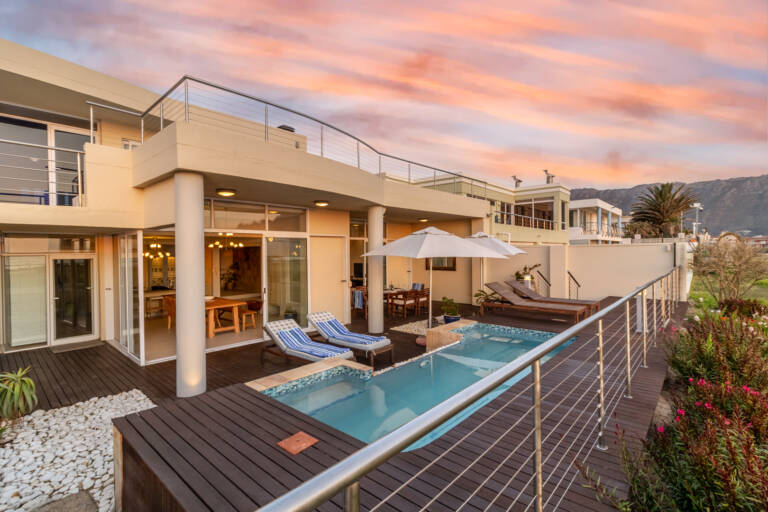 villa montemar gordons bay 31 luxury villa with private swimming pool 768x512