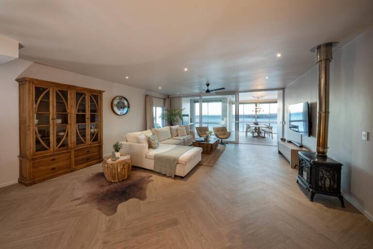villa solara gordons bay 05 luxury living room with ocean view 768x513