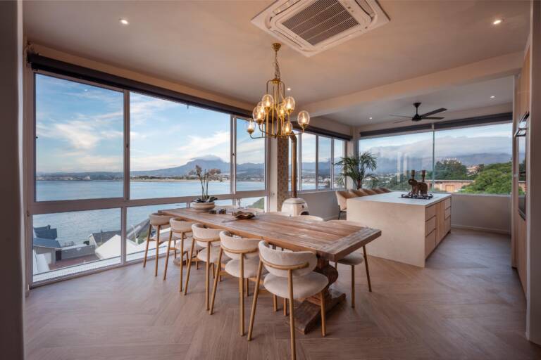 villa solara gordons bay 14 kitchen with sea view 768x512