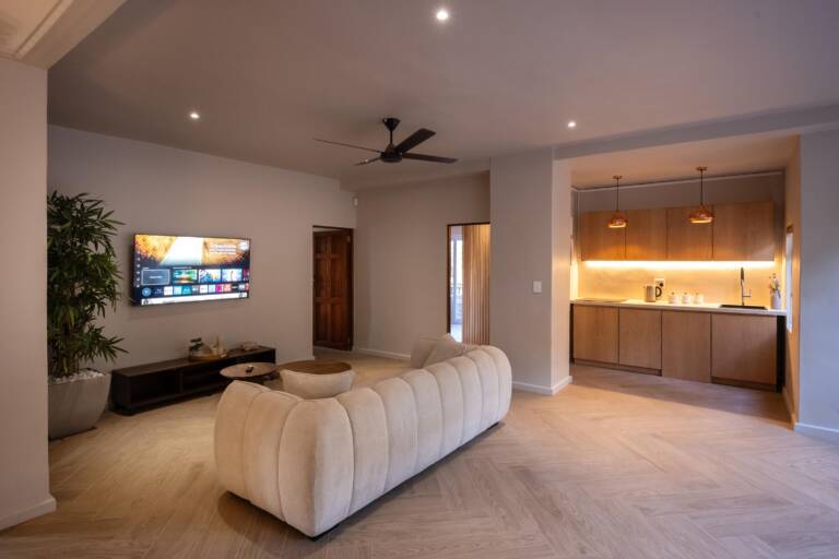 villa solara gordons bay 29 living room with kitchenette bar 768x512