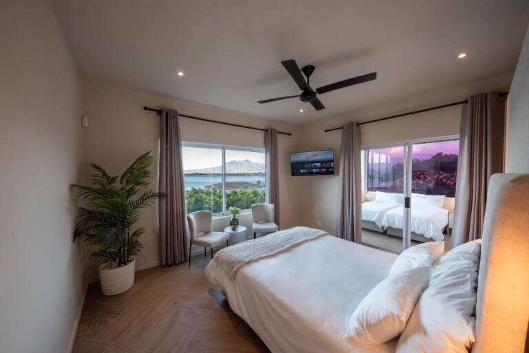 villa solara gordons bay 46 bedroom with sea view 768x513