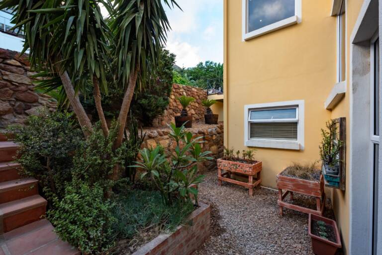 villa solara gordons bay 57 central villa with self catering 768x513