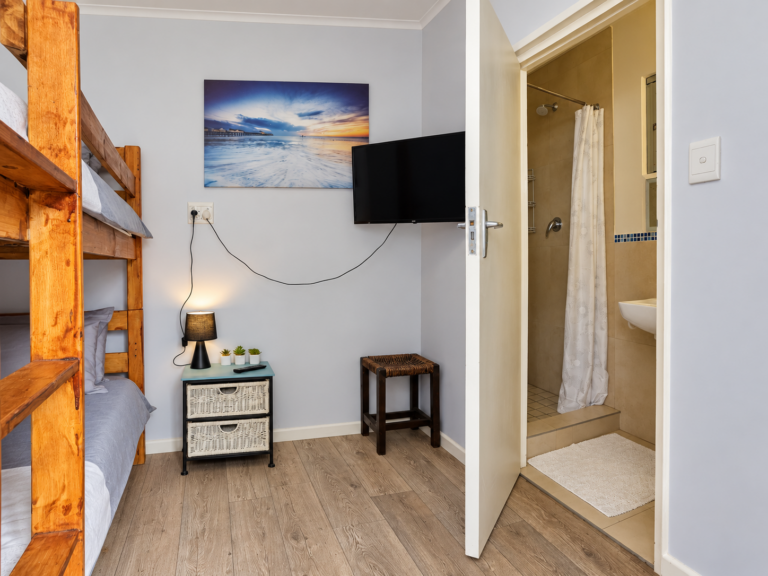 4 la corniche gordons bay 27 outside bunkroom with game tv 768x576